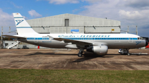 Condor stellt neuen Flieger im Retro-Look vor